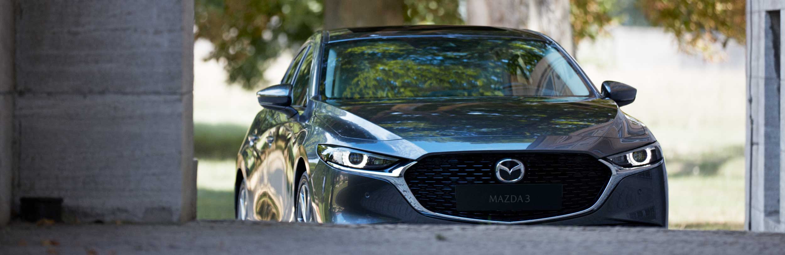 Mazda 3 hibrida banner